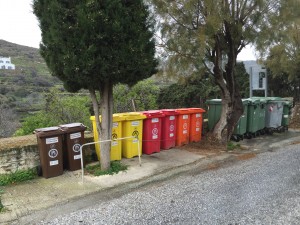 The island of Thinos is tidy!! They are recycling almost everything, respect!